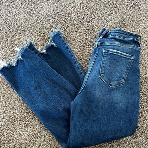 Chic Frayed Hem Blue Jeans
